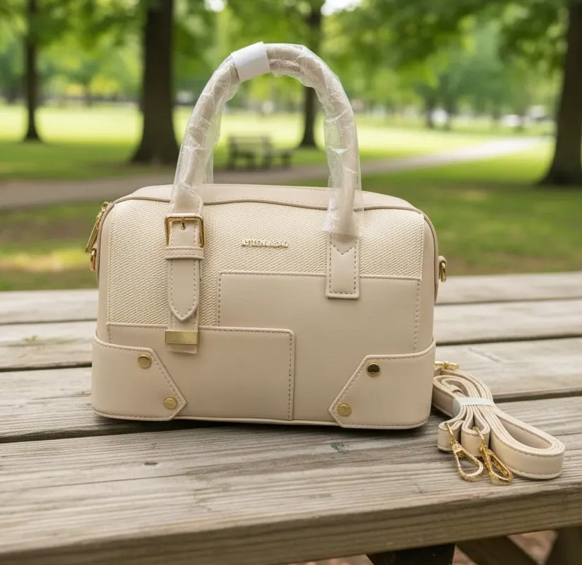 Cartera de mano morral A5 baúl Athena Bag