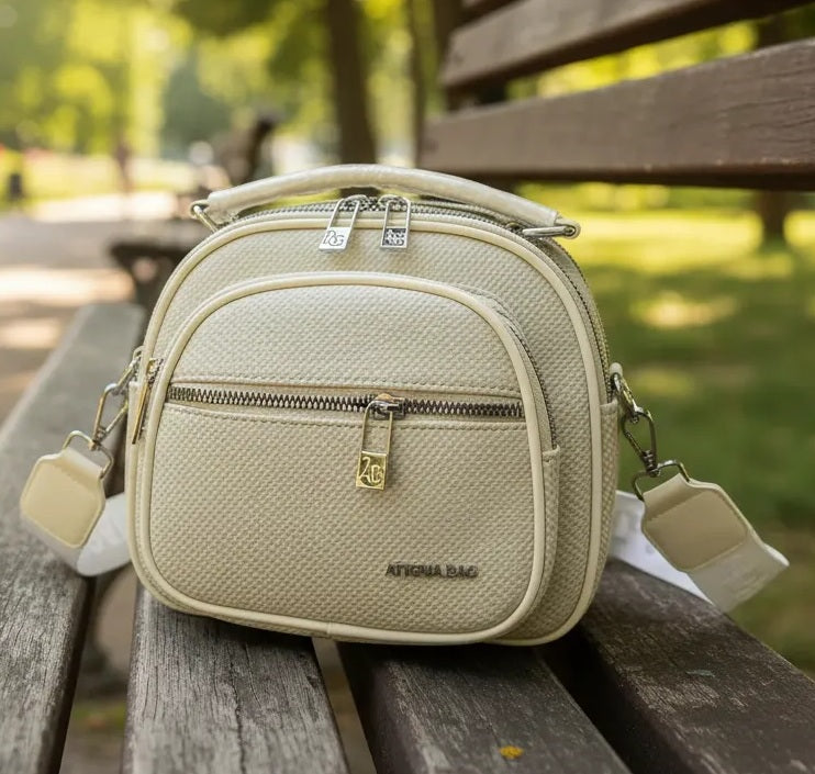 CARTERA MORRAL ATHENA BAG TEXT