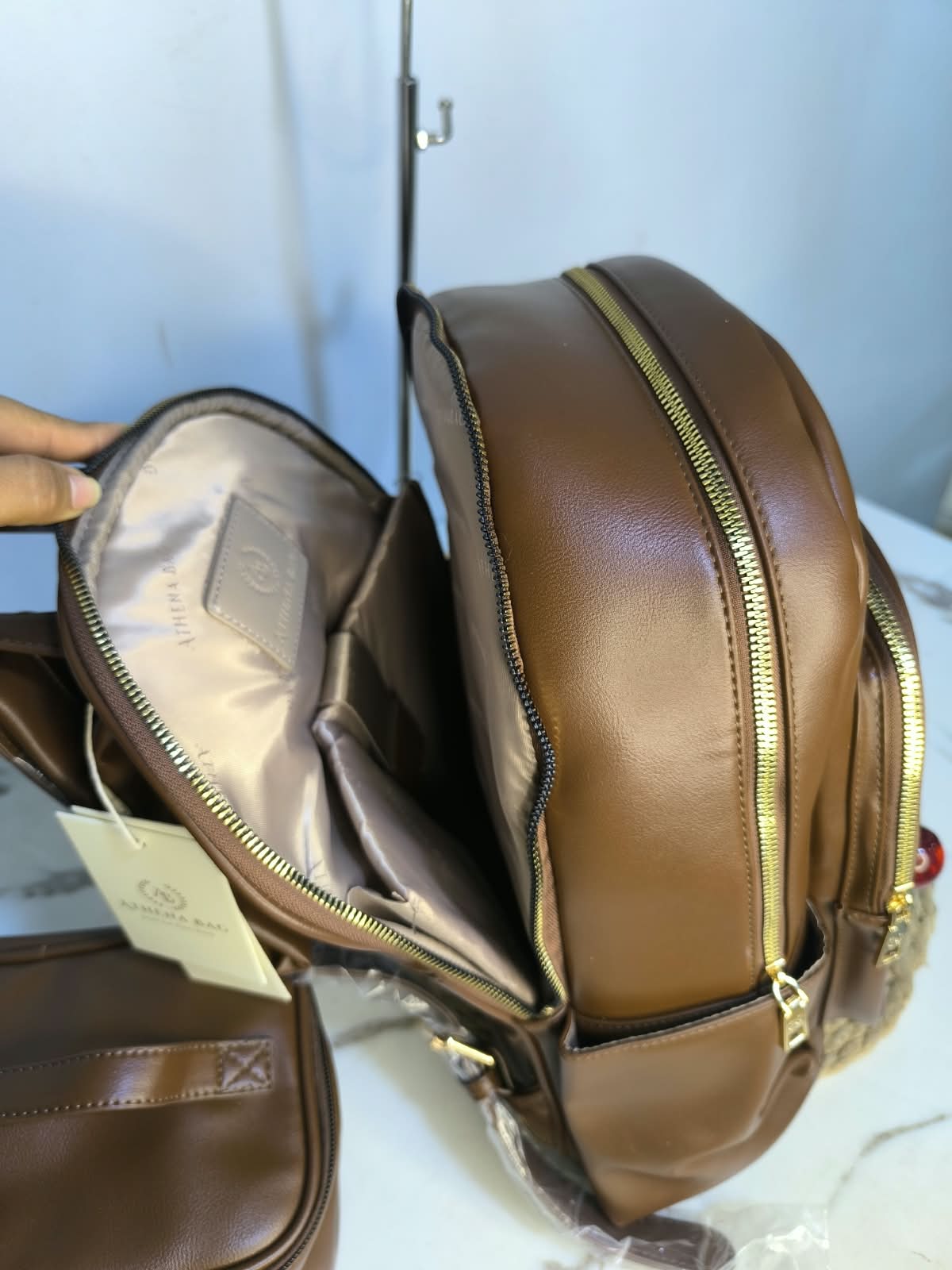 MOCHILA A4 DAMA ATHENA BAG  + NECESER