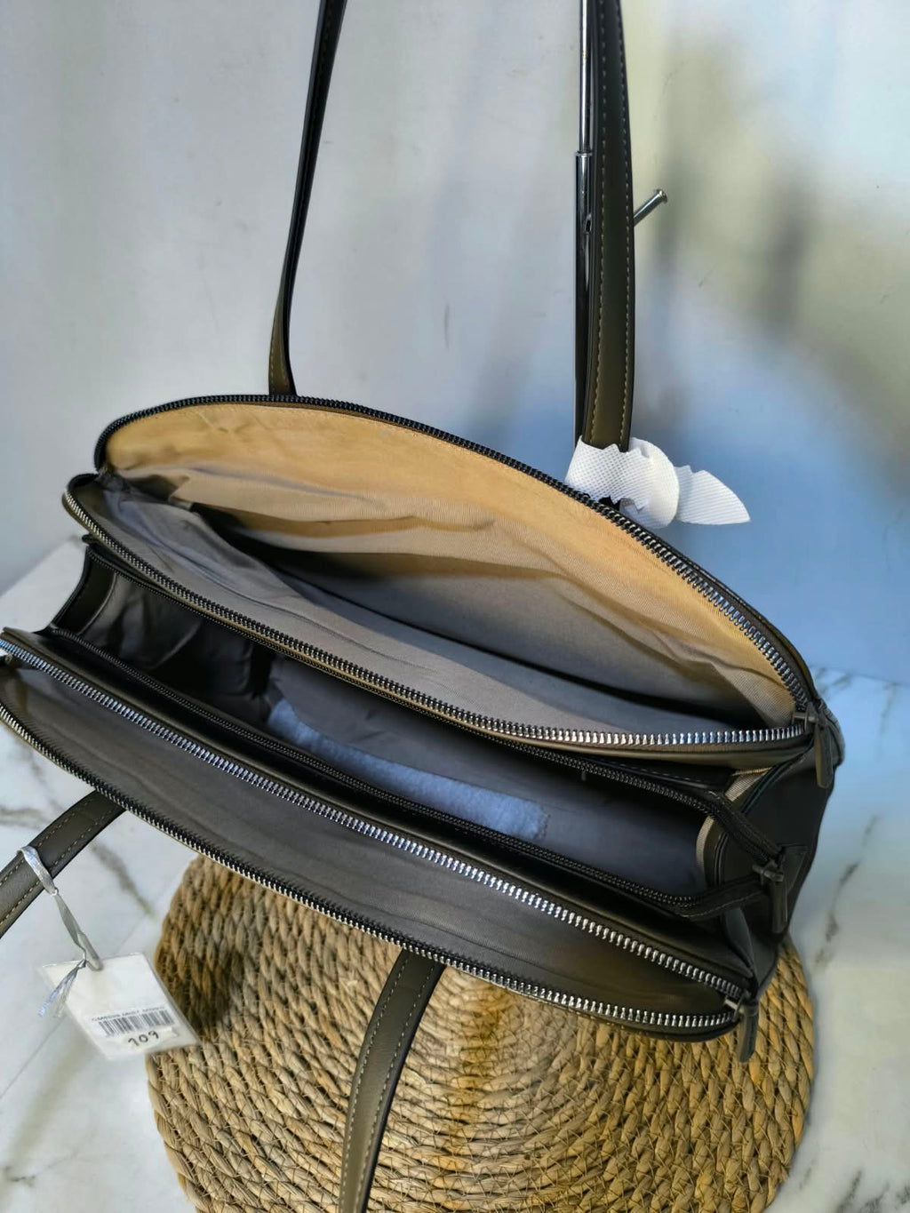 Cartera A4 para dama David Jones 3cod