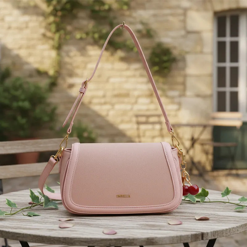 Cartera baguette con charm cereza Unibella lis